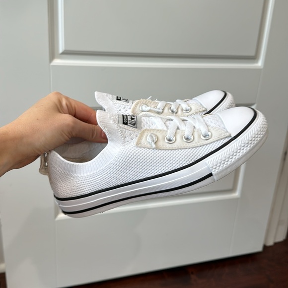 Converse White Women’s All Star’s Chucks Sneakers Casual Shoes Classic Style - Picture 3 of 10